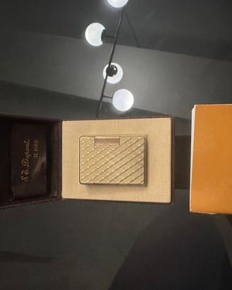 Accendino S.T. Dupont placcato oro