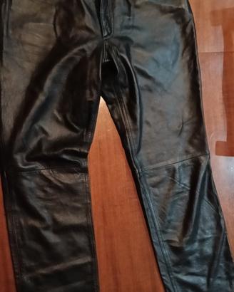 pantaloni in pelle 