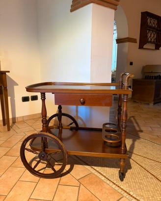 Carrello portavivande