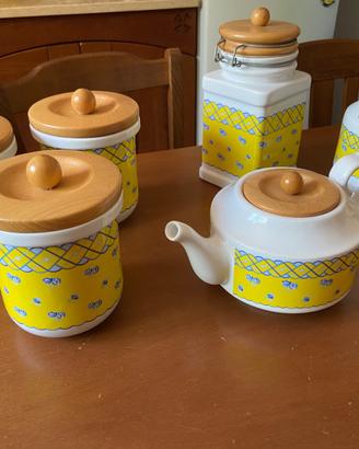 Set oggetti da cucina