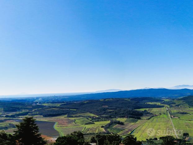 V2: Ampio a Massa Marittima, con vista sul golfo