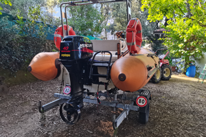 Gommone completo di carrello