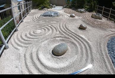 sabbia bianca per giardino giapponese zen