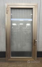 Finestra in alluminio usata