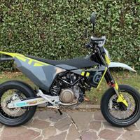 Husqvarna 701 Supermoto - 2024