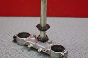 PIASTRA INFERIORE YAMAHA YZ 250 1996 1997 WR 1998