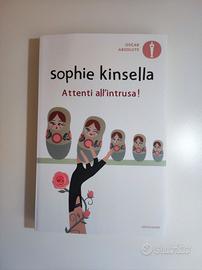 Romanzo "Attenti all' intrusa", Sophie Kinsella