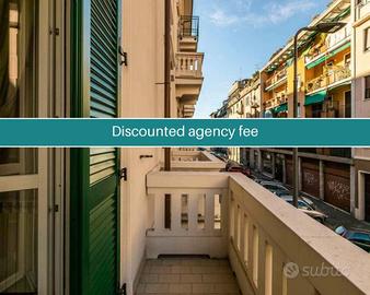 Stanza in appartamento di 65 m² a Milano