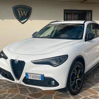 Alfa Romeo Stelvio 2.2 Turbodiesel 210 CV AT8 Q4 E