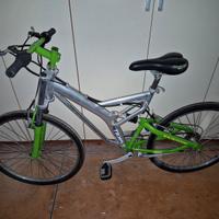 bicicletta leggera alluminio  con ammortizzatori