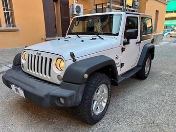 Jeep Wrangler 3 porte Wrangler 2.8 crd SPORT auto