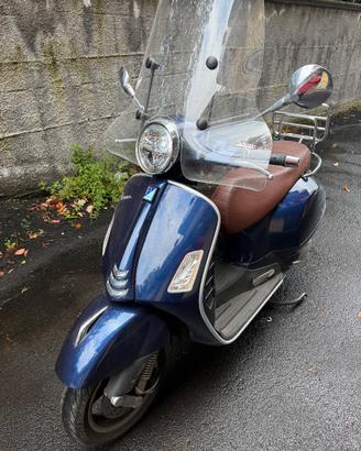 Vespa 300 gts come nuova