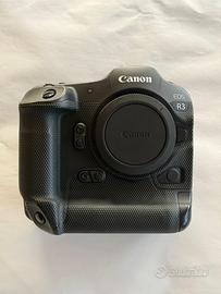 Canon Eos R3 + battery grip e batteria extra