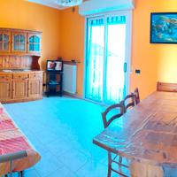 Vicino spiaggia libera, con clima e garage