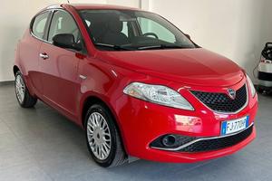 Lancia Ypsilon 1.2 69 CV 5 porte Gold