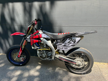 CRF 450 pronto gara ma si può immatricolare