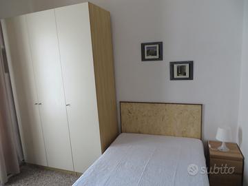 Stanza con bagno privato