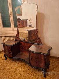 Toilette stile Chippendale