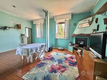 MORTARA VIC.: TRILOCALE TERMOAUTONOMO CON BASSE SP