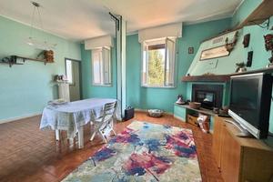 MORTARA VIC.: TRILOCALE TERMOAUTONOMO CON BASSE SP