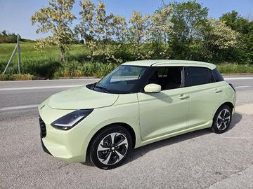 SUZUKI Swift 1.2 Hybrid Automatica CVT