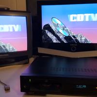 Commodore CDTV CD-1000 Amiga+caddy encicl. Grolier
