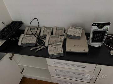 Promelit OpenIP centralino + telefoni 30D e 8D