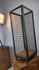 Carrello industriale in metallo