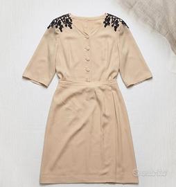 Elegante vestito vintage con  pizzo
