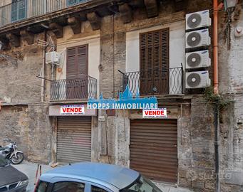 2 magazzini via cesare battisti mq.30 e mq 40