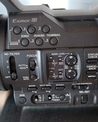 videocamera Sony mod FDR-AX1 HANDYCAM