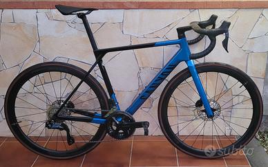 Bici Canyon Ultimate CF SL 7 Di2