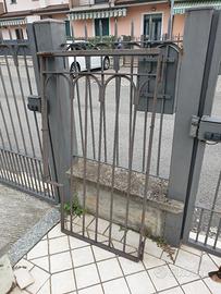 CANCELLINO IN FERRO BATTUTO