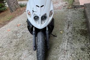 Malaguti Phantom F12R 50 – 2011 – 26.115 km