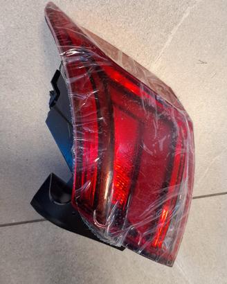 Faro post esterno destro Led Seat Arona 11/2019