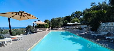 Appartamento panoramico con piscina