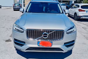 volvo XC90 