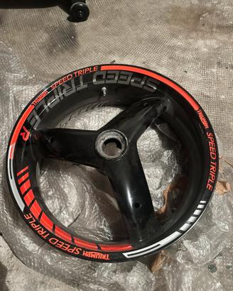 Cerchio posteriore triumph speed triple 955i