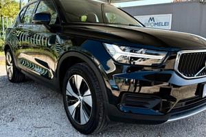 Volvo XC40 T3 *LED*CERCHI18*UNIPRO
