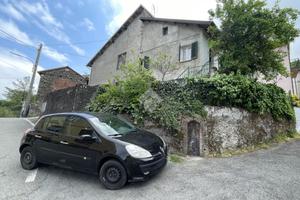 CASA SEMINDIPENDENTE A ARQUATA SCRIVIA