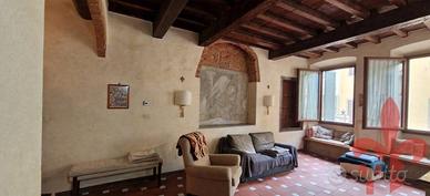 Appartamento di 89 m² con 4 locali a Firenze