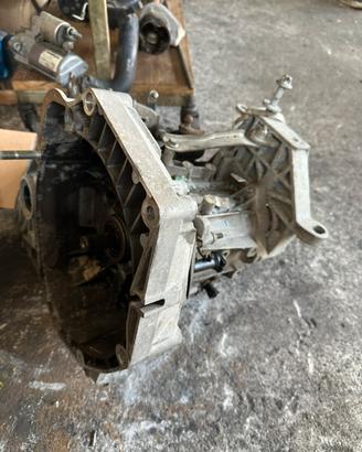 Cambio manuale 5 marce 1.3 mj  mito 500L Y