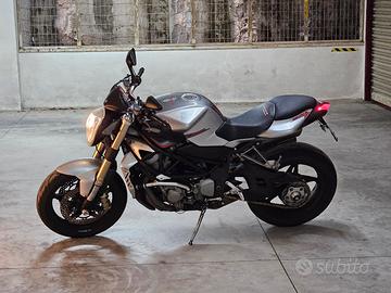 MV Agusta Brutale 989r e accessori