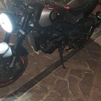 moto benelli leoncino 250 