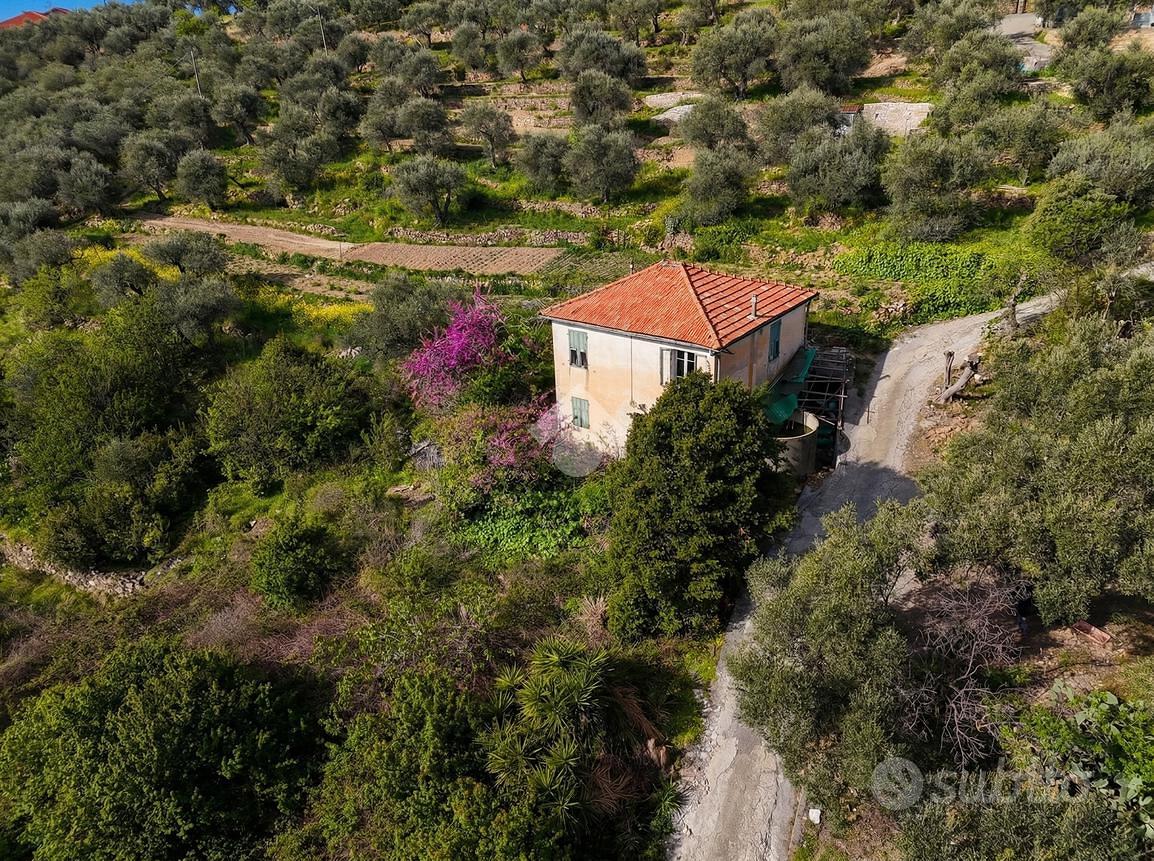 TER. RESIDENZIALE A IMPERIA - Vista 4