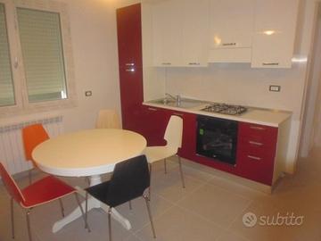 Bilocle cattolica ristrutturato e con posto auto