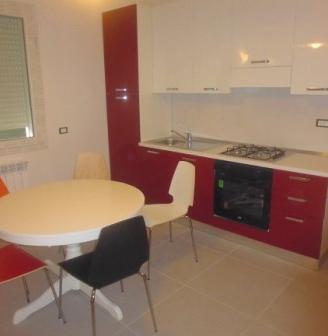 Bilocle cattolica ristrutturato e con posto auto