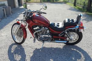 Suzuki INTRUDER VS 600 - 1996