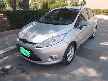 Ford fiesta 1.4 tdci 70cv 2012 titanium 