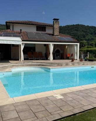 Villa di 274 m² con 5 locali e box auto doppio a S